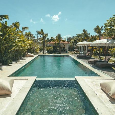 Cari Surf Camp & Studio'S Uluwatu Kültér fotó